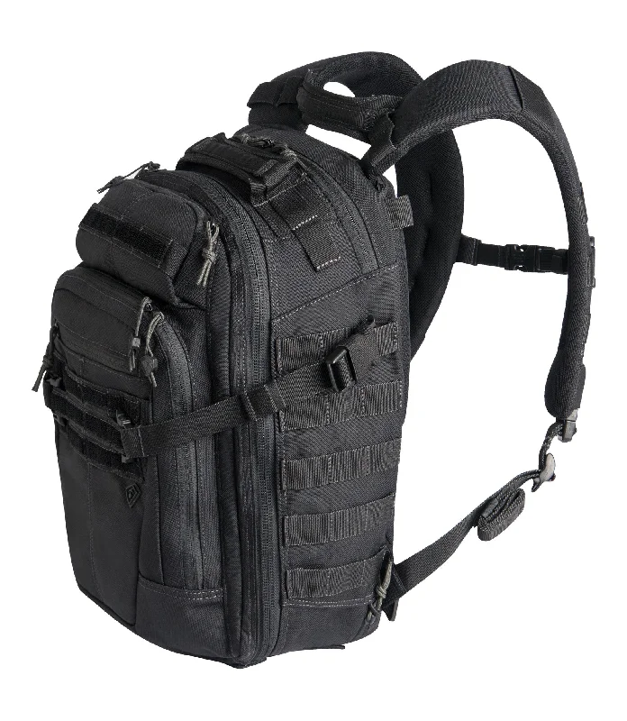 Men's backpack with USB charging port for tech-savvy guysTop-rated briefcases with anti-theft featuresSpecialist Half-Day Backpack 25L Men's backpack with USB charging port for tech-savvy guysTop-rated briefcases with anti-theft featuresSpecialist Half-Day Backpack 25L