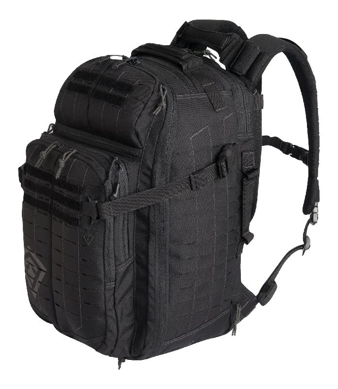 Men's backpack with USB charging port for tech-savvy guysTop-rated briefcases with anti-theft featuresTactix 1-Day Plus Backpack 38L Men's backpack with USB charging port for tech-savvy guysTop-rated briefcases with anti-theft featuresTactix 1-Day Plus Backpack 38L