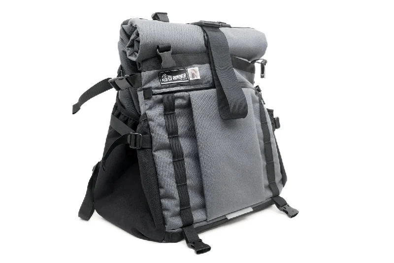 Men's compact backpack with padded shoulder straps for short errandsEco-friendly briefcases made from sustainable materialsAmericano: 59L Men's compact backpack with padded shoulder straps for short errandsEco-friendly briefcases made from sustainable materialsAmericano: 59L