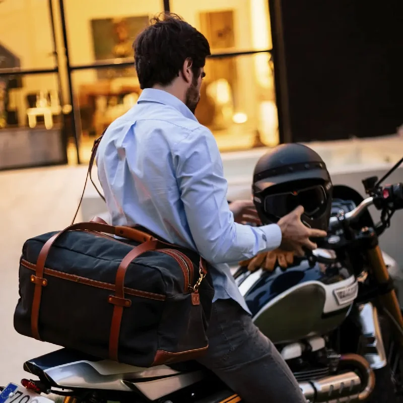 Convertible travel bag that can be used as a backpack or toteConvertible travel bag that can be used as a backpack or toteThe Weekender Travel Bag Convertible travel bag that can be used as a backpack or toteConvertible travel bag that can be used as a backpack or toteThe Weekender Travel Bag