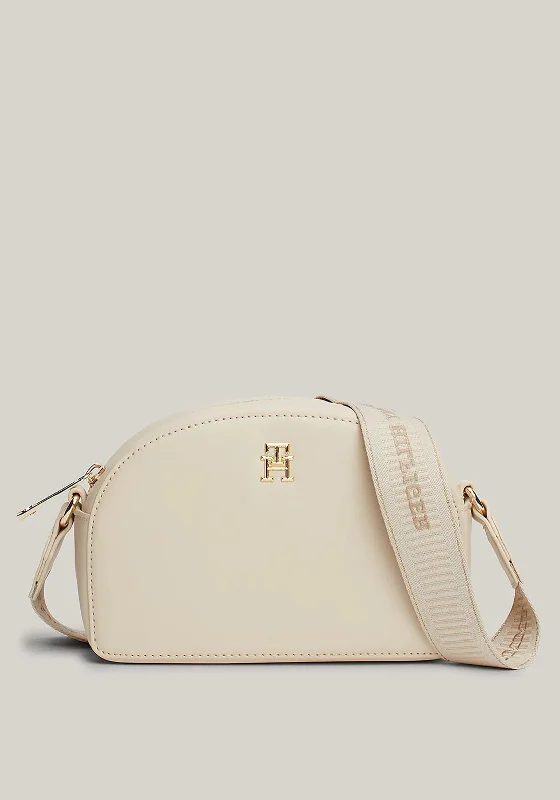 Canvas men's crossbody bag with a rustic, casual styleCanvas men's crossbody bag with a rustic, casual styleTommy Hilfiger Corporate Logo Strap Crossbody Bag, Classic Beige Canvas men's crossbody bag with a rustic, casual styleCanvas men's crossbody bag with a rustic, casual styleTommy Hilfiger Corporate Logo Strap Crossbody Bag, Classic Beige