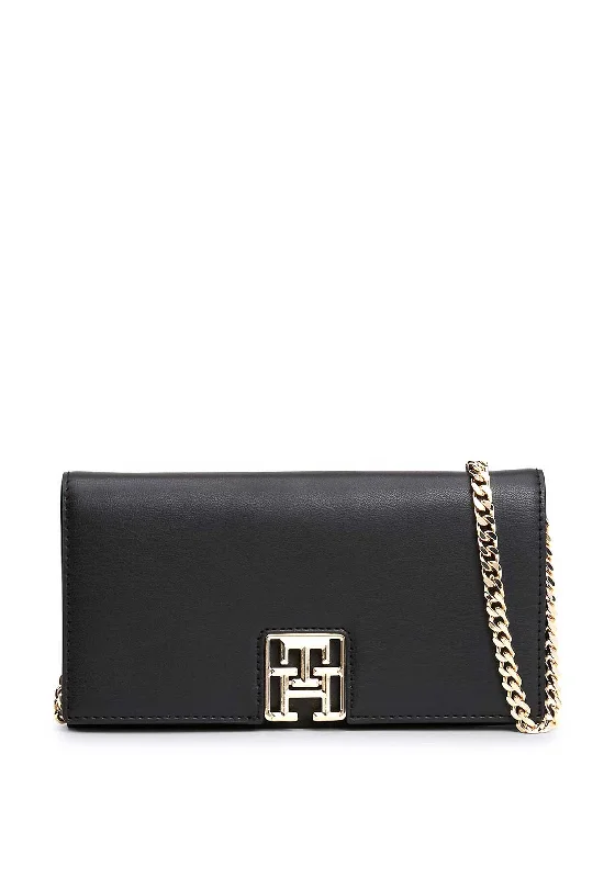 Minimalist men's crossbody bag with a single compartment for simplicityMinimalist men's crossbody bag with a single compartment for simplicityTommy Hilfiger Chain Strap Mini Crossbody Bag, Black Minimalist men's crossbody bag with a single compartment for simplicityMinimalist men's crossbody bag with a single compartment for simplicityTommy Hilfiger Chain Strap Mini Crossbody Bag, Black