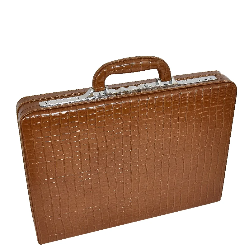 How to clean and maintain leather briefcasesHow to clean and maintain leather briefcasesTraditional Croc Print Attache Case HOL87 Brown How to clean and maintain leather briefcasesHow to clean and maintain leather briefcasesTraditional Croc Print Attache Case HOL87 Brown