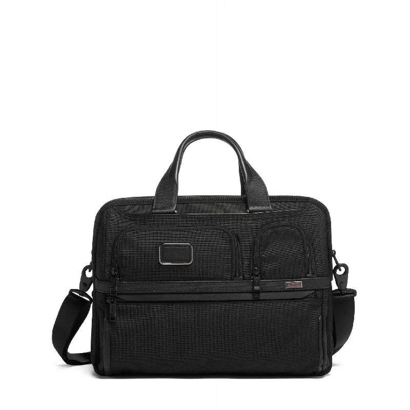 Briefcases with built-in charging portsBriefcases with built-in charging portsTUMI Alpha 3 Expandable Organizer Laptop Brief Briefcases with built-in charging portsBriefcases with built-in charging portsTUMI Alpha 3 Expandable Organizer Laptop Brief