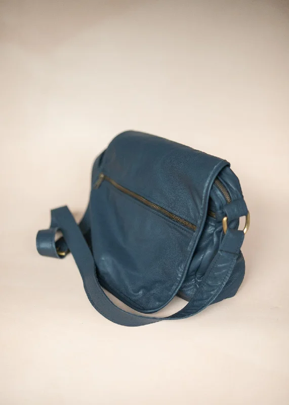Luxury briefcases for women in the workplaceLuxury briefcases for women in the workplaceZeuss Satchel - Cowhide - Navy Blue