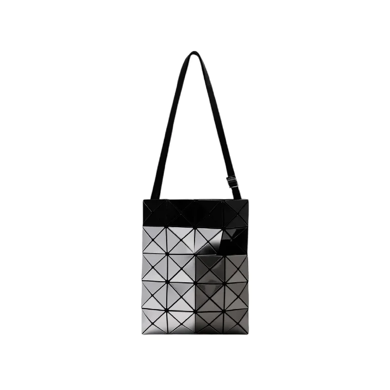 Silk crossbody bag with a delicate print for a feminine touchTRES SHOULDER/CROSSBODY BAG Silk crossbody bag with a delicate print for a feminine touchTRES SHOULDER/CROSSBODY BAG