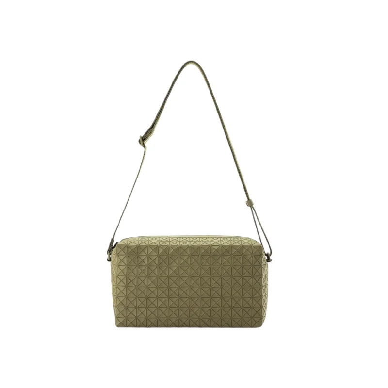 Waterproof crossbody bag with a zippered closure for outdoor adventuresSADDLE BAG ONE-TONE Waterproof crossbody bag with a zippered closure for outdoor adventuresSADDLE BAG ONE-TONE