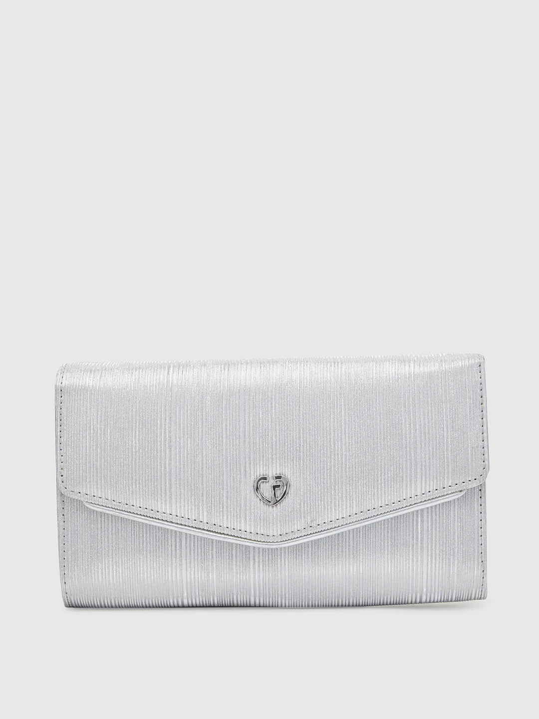 Vintage - style beaded evening bag with an art - deco patternCaprese Junie Flapover Clutch Large Silver Vintage - style beaded evening bag with an art - deco patternCaprese Junie Flapover Clutch Large Silver