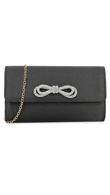 Fur - trimmed evening bag for a luxurious winter eventEllen Clutch- Black