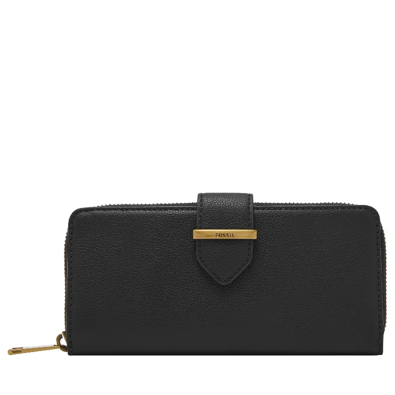 Velvet clutch with a tassel detail for a bohemian - chic styleFossil Women's Bryce Leather Clutch Velvet clutch with a tassel detail for a bohemian - chic styleFossil Women's Bryce Leather Clutch
