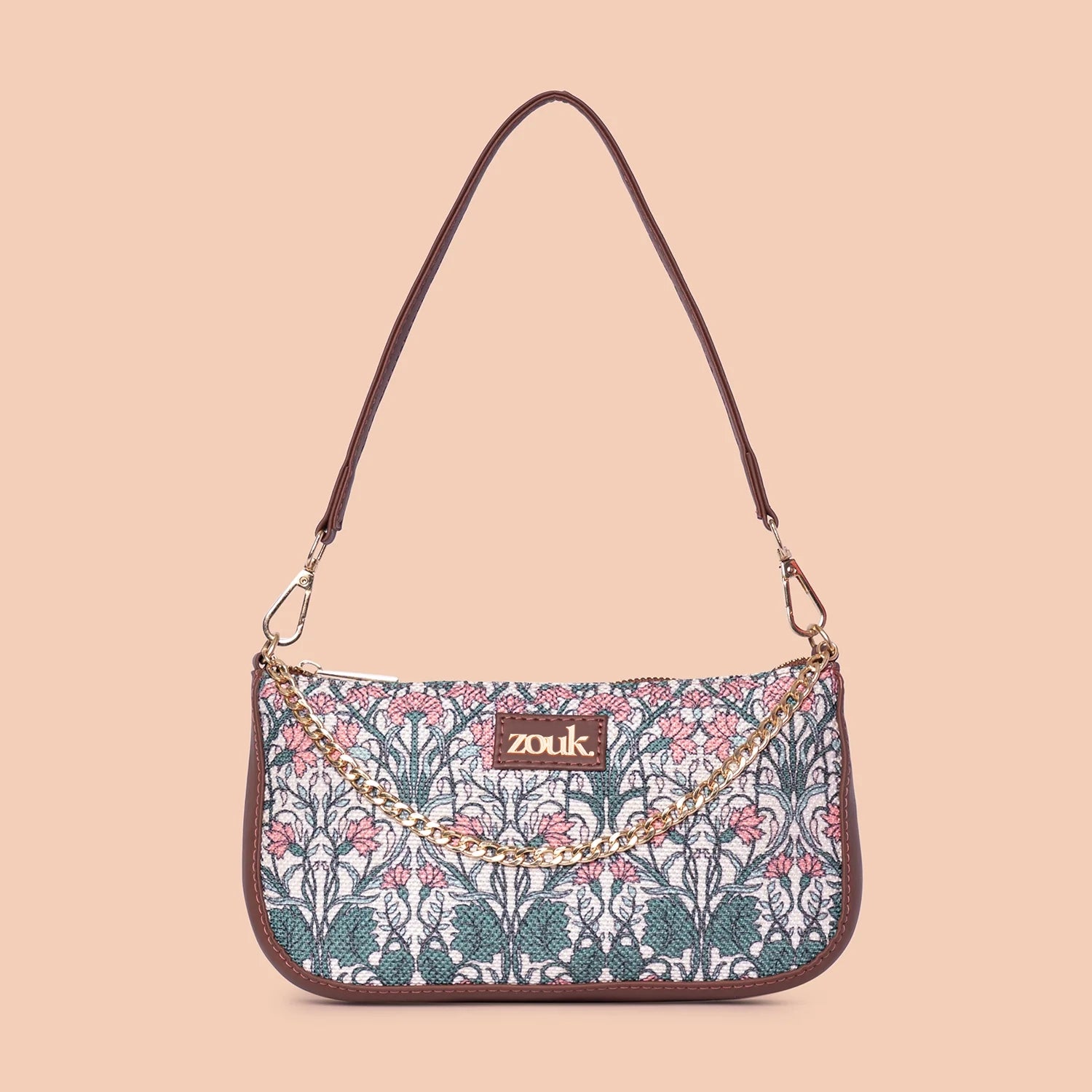 Velvet clutch with a tassel detail for a bohemian - chic styleHooghly Nouveau Baguette Velvet clutch with a tassel detail for a bohemian - chic styleHooghly Nouveau Baguette