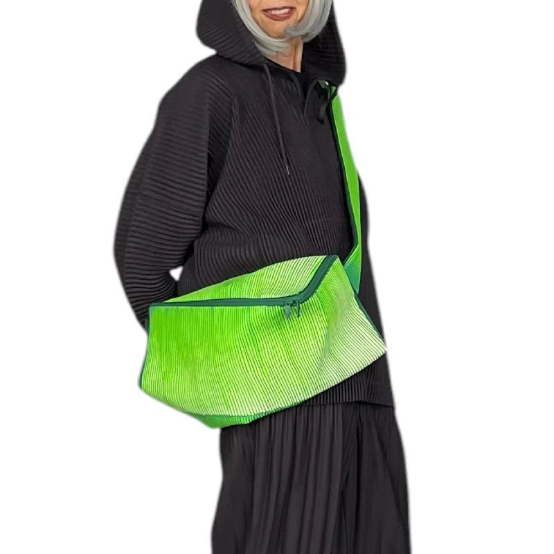 Convertible crossbody bag that can be worn as a shoulder bagRB_ALLOVER LAYER PRINT BAG - M Convertible crossbody bag that can be worn as a shoulder bagRB_ALLOVER LAYER PRINT BAG - M