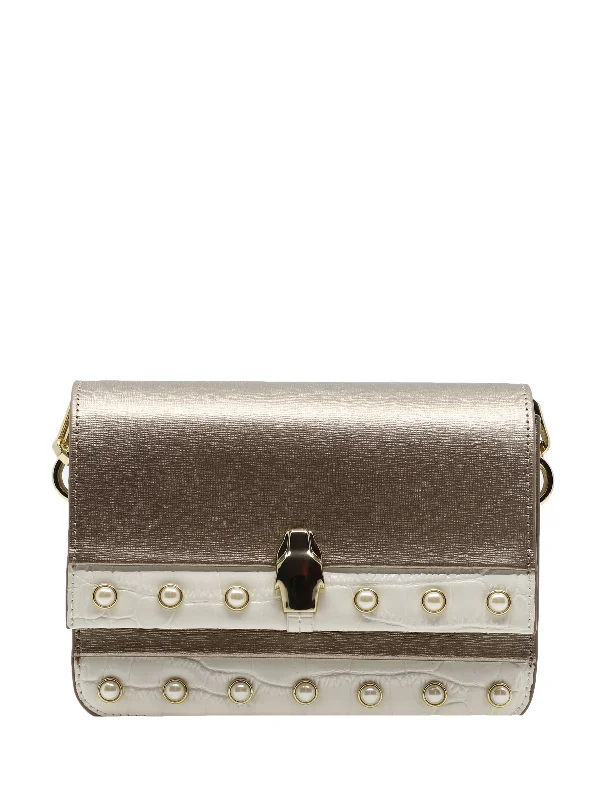 Leatherette crossbody bag with a quilted pattern for a sophisticated lookBronze Milano Bag Leatherette crossbody bag with a quilted pattern for a sophisticated lookBronze Milano Bag