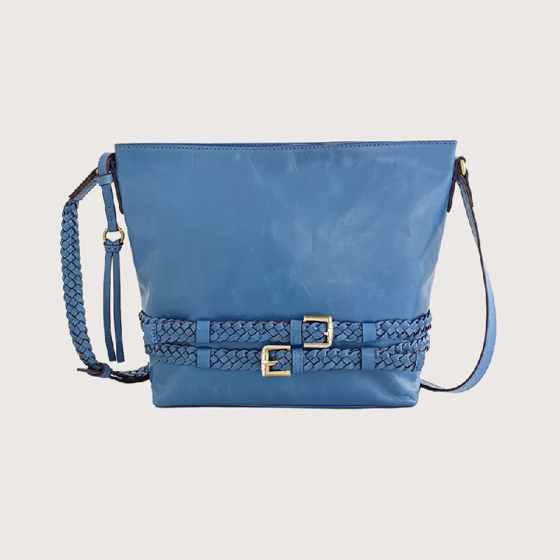 Waterproof crossbody bag with a zippered closure for outdoor adventuresREBECCA BELT CROSSBODY Waterproof crossbody bag with a zippered closure for outdoor adventuresREBECCA BELT CROSSBODY
