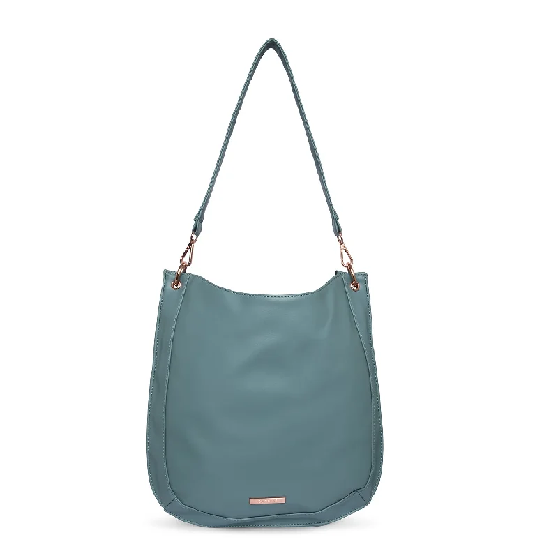 Crossbody bag with a detachable strap for easy customizationCaprese Sarah Crossbody Medium Old Blue Crossbody bag with a detachable strap for easy customizationCaprese Sarah Crossbody Medium Old Blue