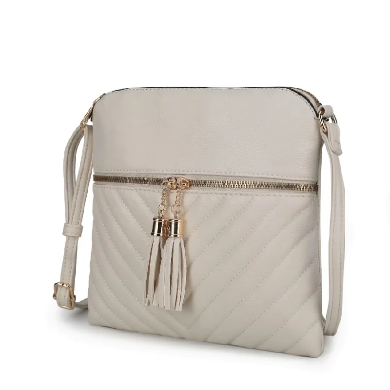 Faux fur crossbody bag with a soft and fluffy texture for winterWinnie Quilted Vegan Leather Women’s Crossbody Faux fur crossbody bag with a soft and fluffy texture for winterWinnie Quilted Vegan Leather Women’s Crossbody